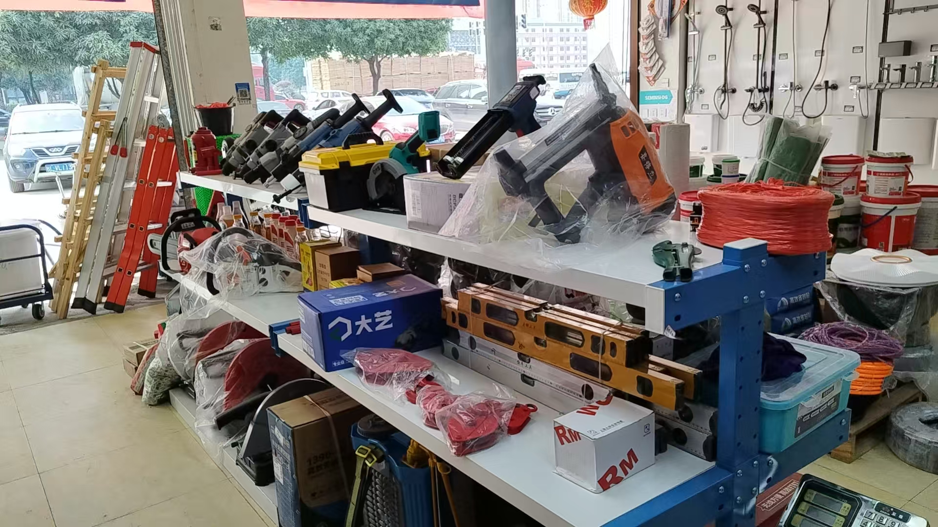 3f9efdda-60a0-4ff4-9adf-8249f42975c8.jpg